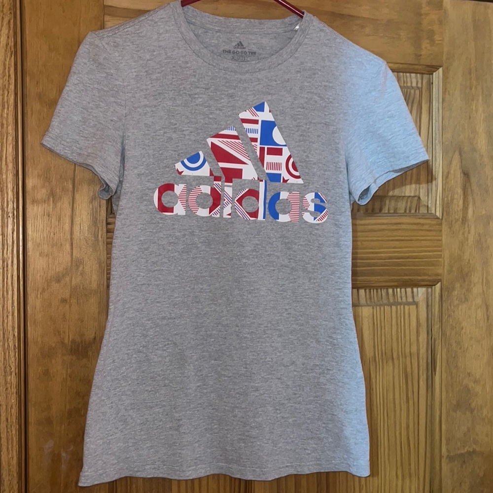Women’s XS Adidas “Go-To Tee”